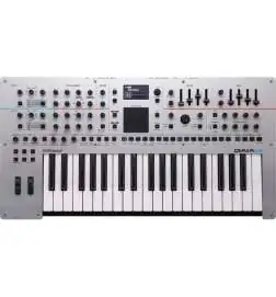 Roland GAIA 2 synth