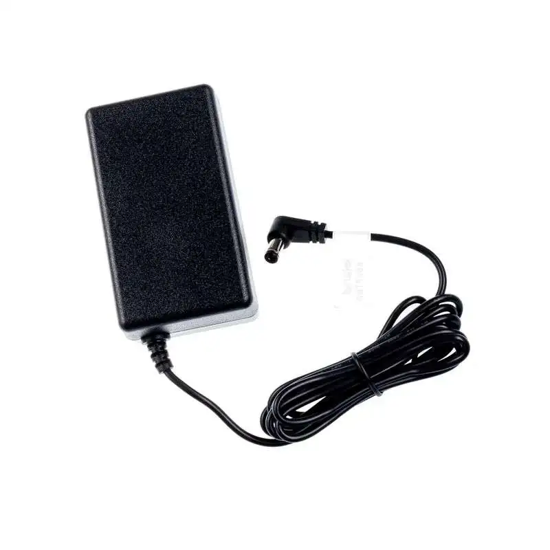 Roland Netzteil PSB-5U EU 12V/ 1,5A - Plus Innen