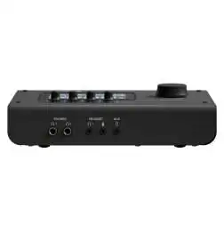 Yamaha URX44 Black